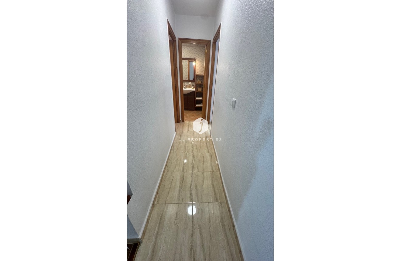 Tweedehands - Chalet -
Orihuela Costa - Costa Blanca