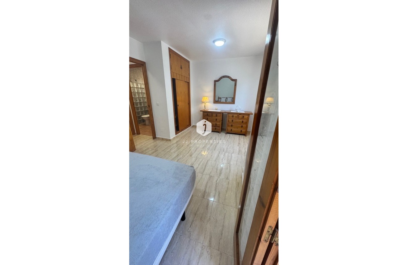 Tweedehands - Chalet -
Orihuela Costa - Costa Blanca