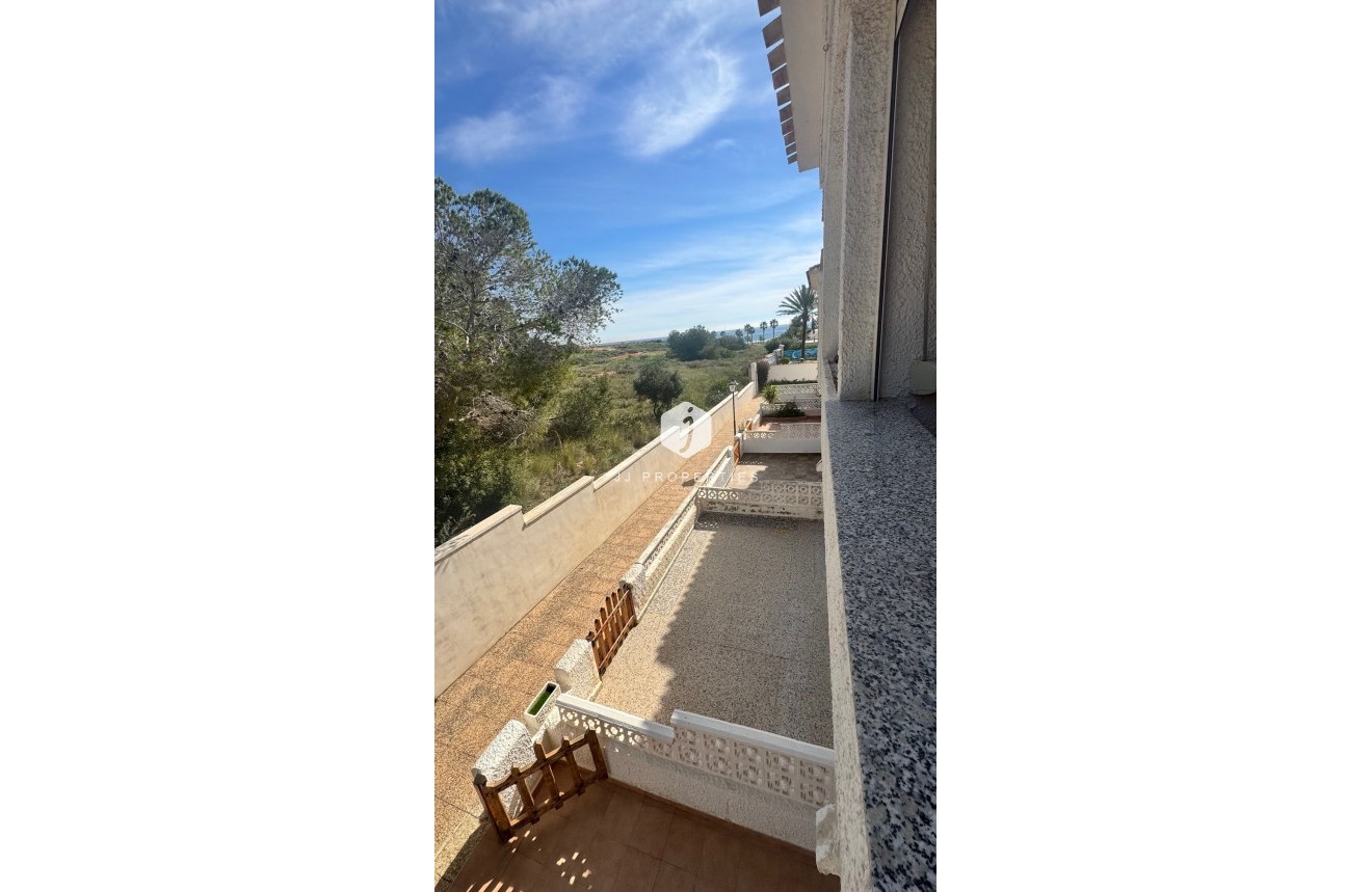 Tweedehands - Chalet -
Orihuela Costa - Costa Blanca