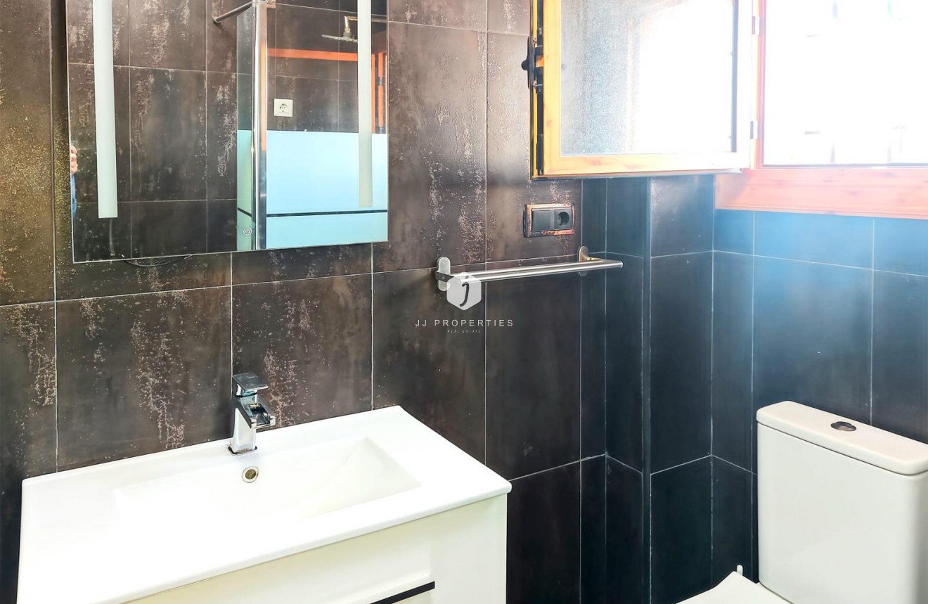 Aus zweiter Hand - Villa -
Torrevieja - Costa Blanca