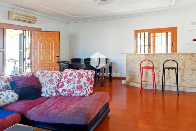 Aus zweiter Hand - Villa -
Torrevieja - Costa Blanca