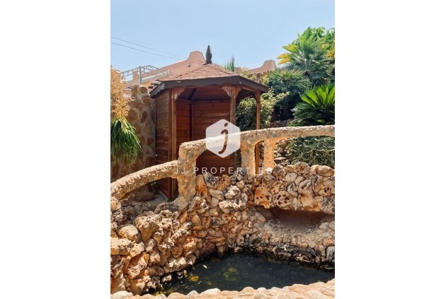 Aus zweiter Hand - Villa -
Torrevieja - Costa Blanca