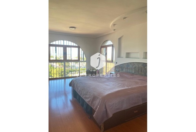 Aus zweiter Hand - Villa -
Torrevieja - Costa Blanca