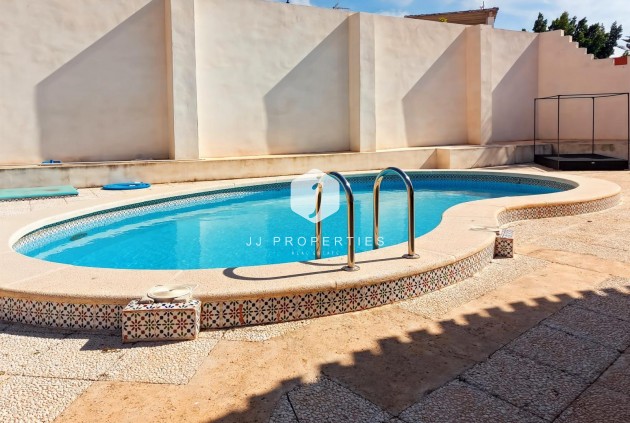 Aus zweiter Hand - Villa -
Torrevieja - Costa Blanca