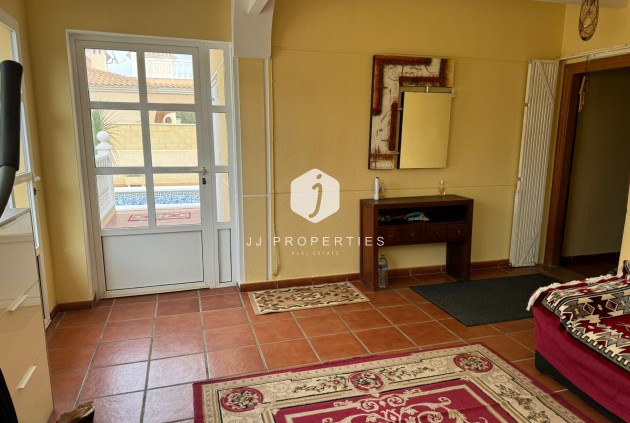 Z drugiej ręki - Villa -
Orihuela Costa - Costa Blanca