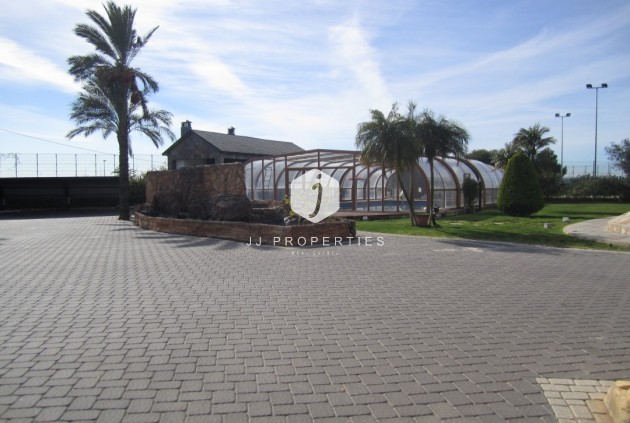 Tweedehands - Landelijk eigendom -
Los Montesinos - Costa Blanca