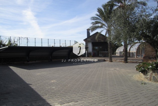 Tweedehands - Landelijk eigendom -
Los Montesinos - Costa Blanca