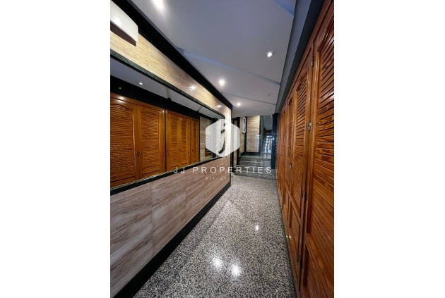 Z drugiej ręki - Mieszkanie w bloku -
Torrevieja - Costa Blanca