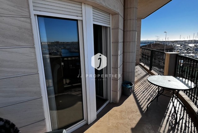 Z drugiej ręki - Mieszkanie w bloku -
Torrevieja - Costa Blanca