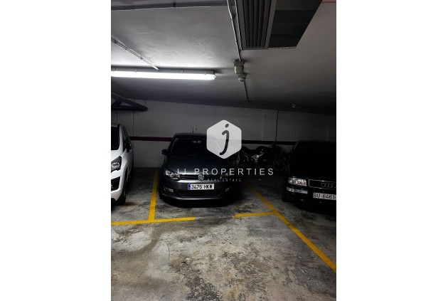 Z drugiej ręki - Mieszkanie w bloku -
Torrevieja - Costa Blanca