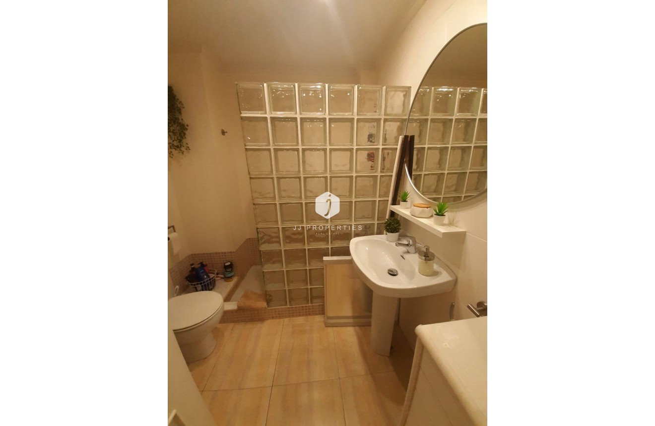 Segunda mano - Apartamento / piso -
Torrevieja - Costa Blanca