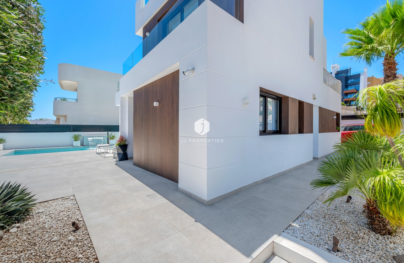 Tweedehands - Villa -
Guardamar del Segura - Costa Blanca