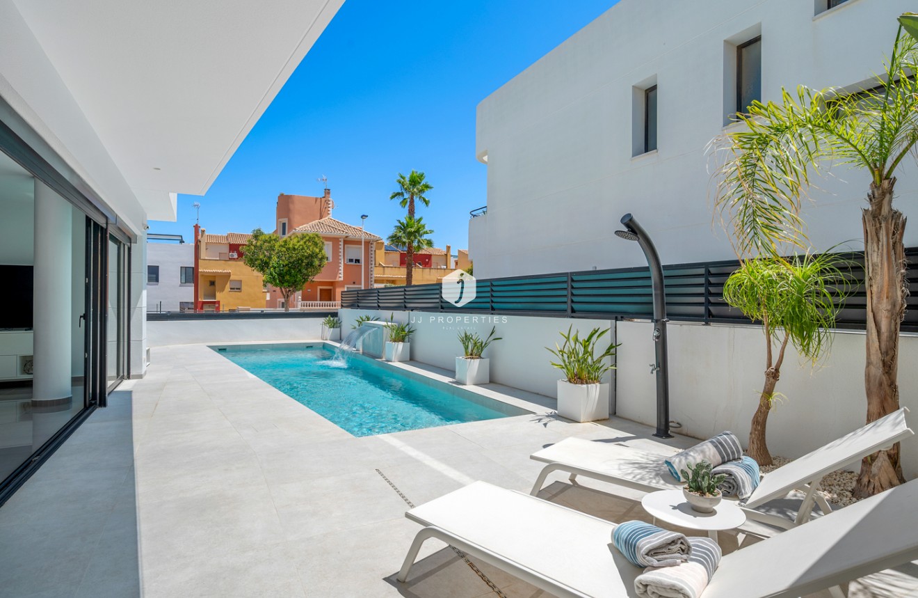 Tweedehands - Villa -
Guardamar del Segura - Costa Blanca