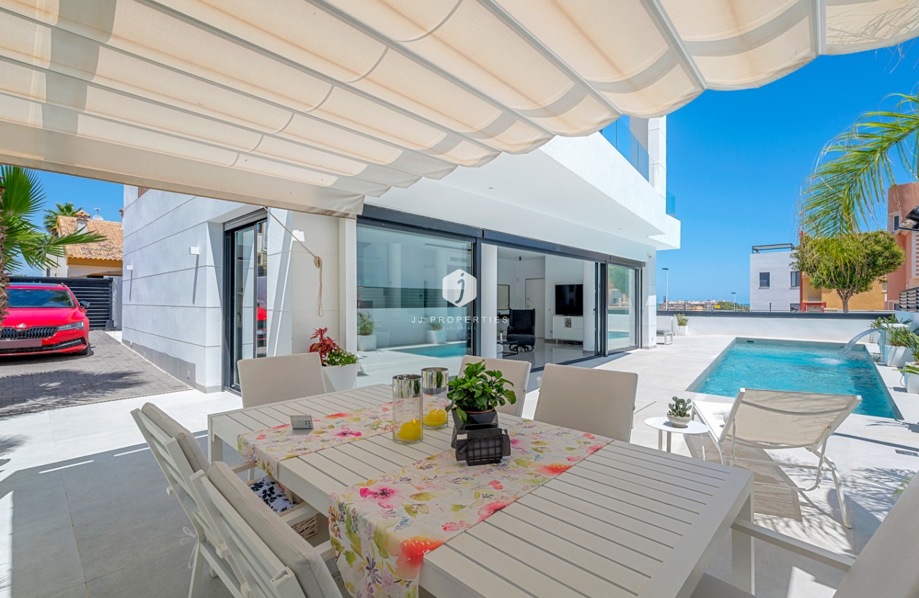 Tweedehands - Villa -
Guardamar del Segura - Costa Blanca