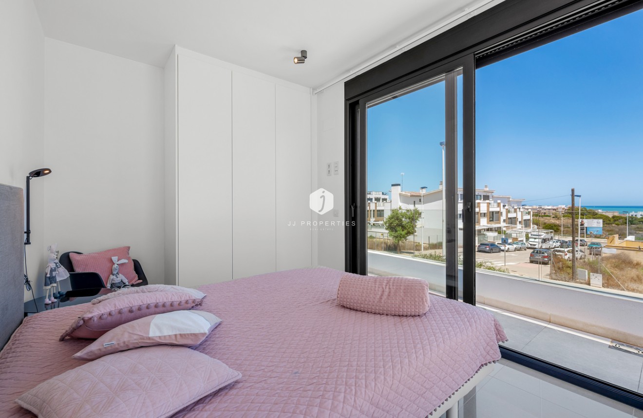 Tweedehands - Villa -
Guardamar del Segura - Costa Blanca