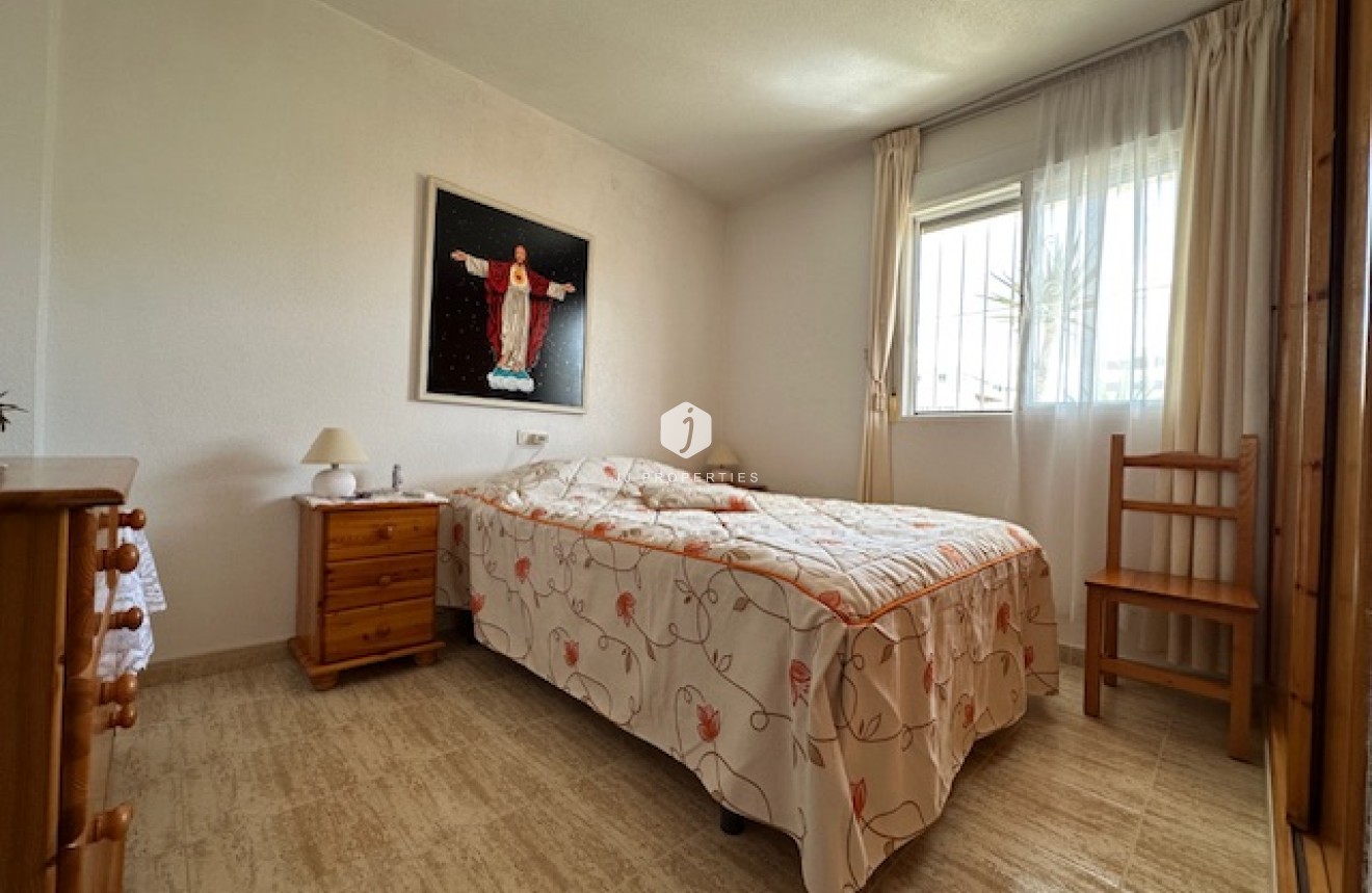 D'occasion - Appartement -
Torrevieja - Costa Blanca