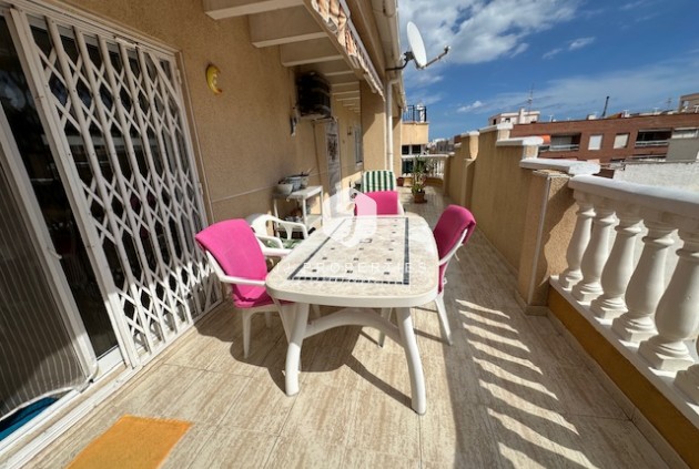D'occasion - Appartement -
Torrevieja - Costa Blanca