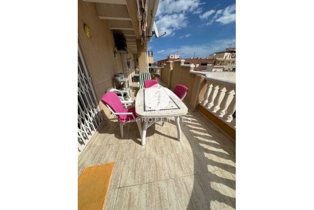 D'occasion - Appartement -
Torrevieja - Costa Blanca