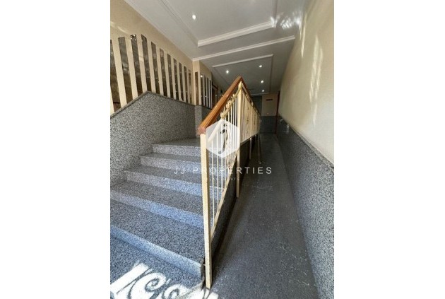 D'occasion - Appartement -
Torrevieja - Costa Blanca