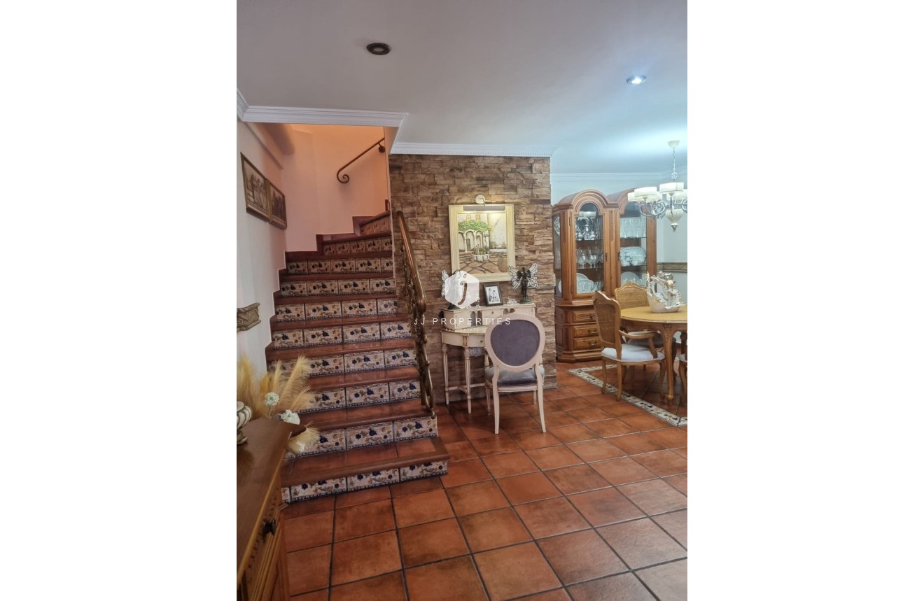 Tweedehands - Chalet -
Orihuela Costa - Costa Blanca