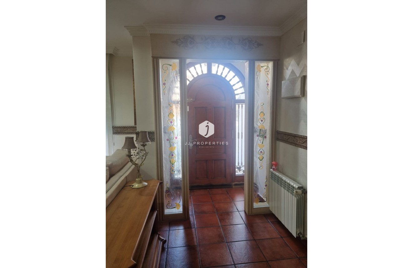 Tweedehands - Chalet -
Orihuela Costa - Costa Blanca