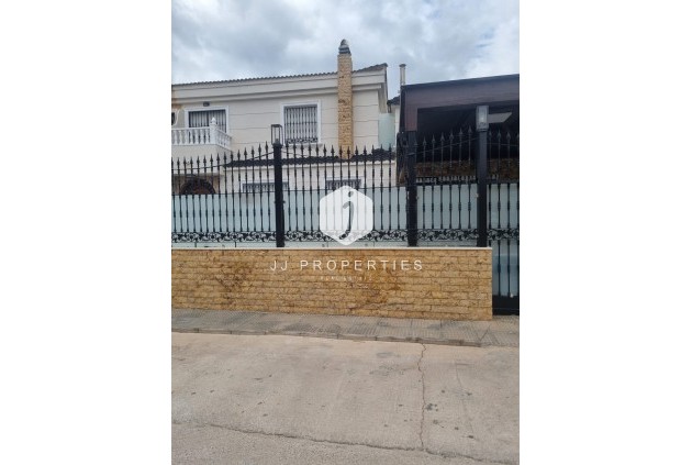 Tweedehands - Chalet -
Orihuela Costa - Costa Blanca