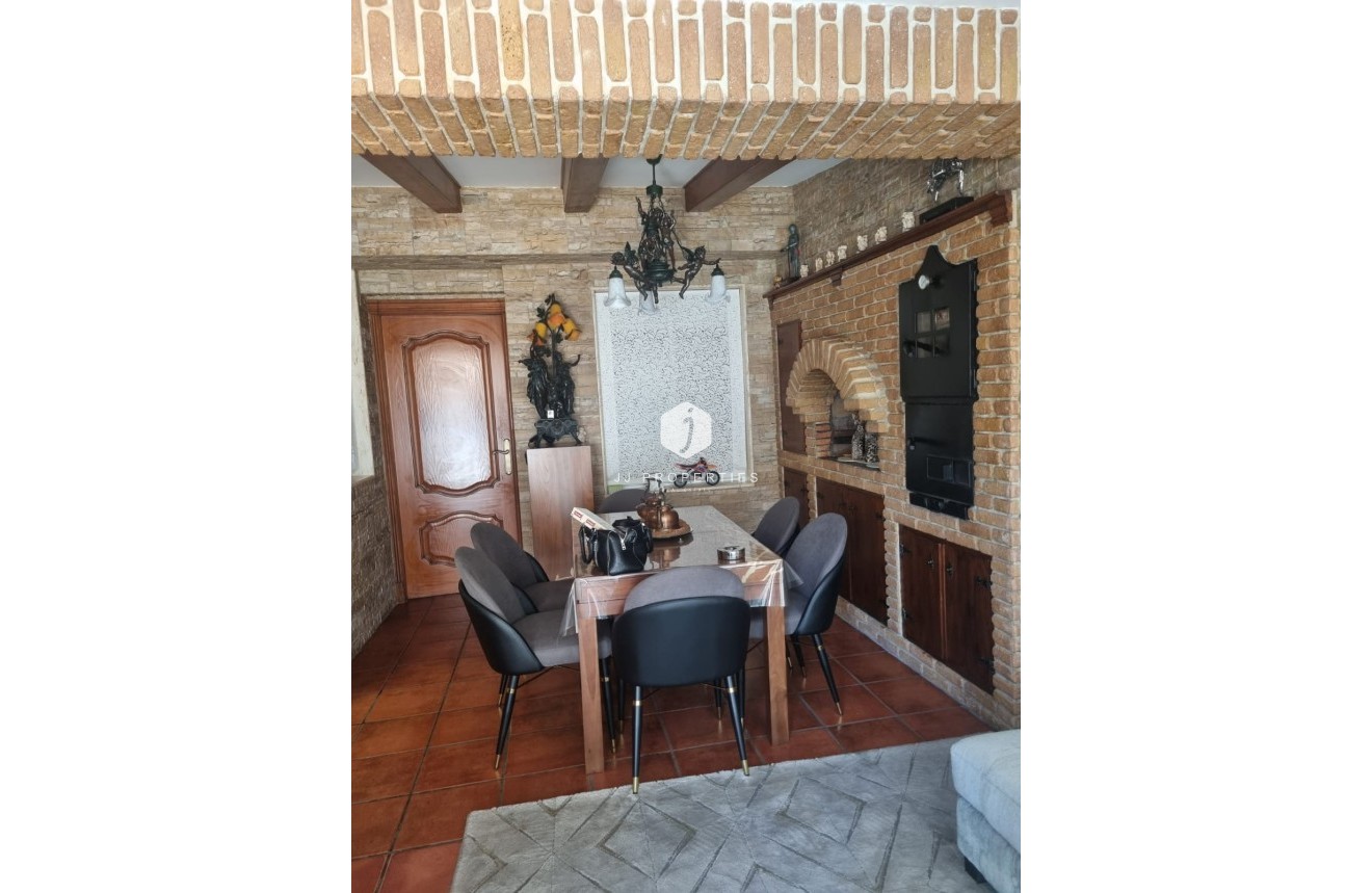 Tweedehands - Chalet -
Orihuela Costa - Costa Blanca