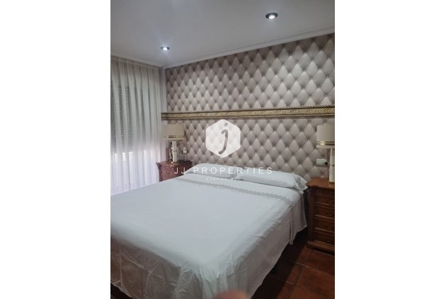 Tweedehands - Chalet -
Orihuela Costa - Costa Blanca