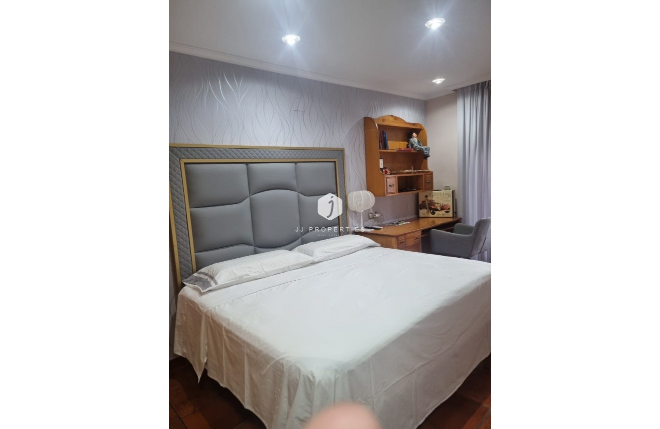 Tweedehands - Chalet -
Orihuela Costa - Costa Blanca