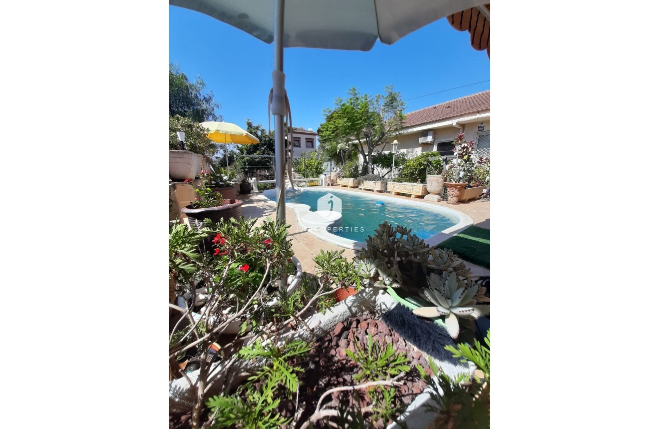 Segunda mano - Villa -
Orihuela Costa - Costa Blanca