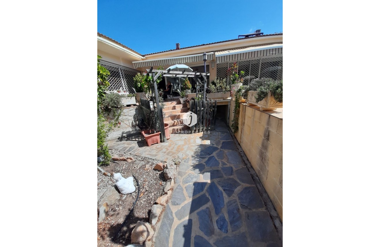 Segunda mano - Villa -
Orihuela Costa - Costa Blanca