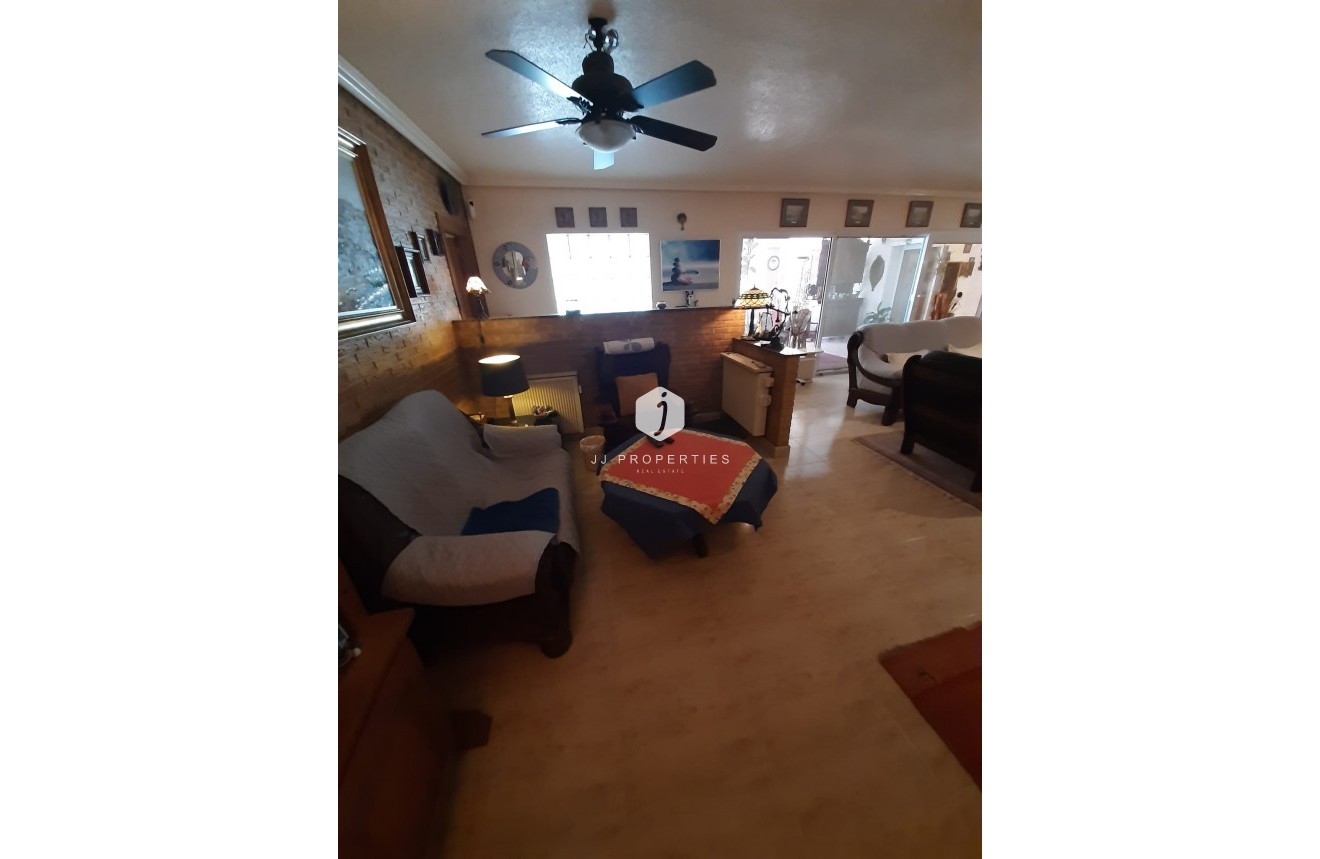 Segunda mano - Villa -
Orihuela Costa - Costa Blanca