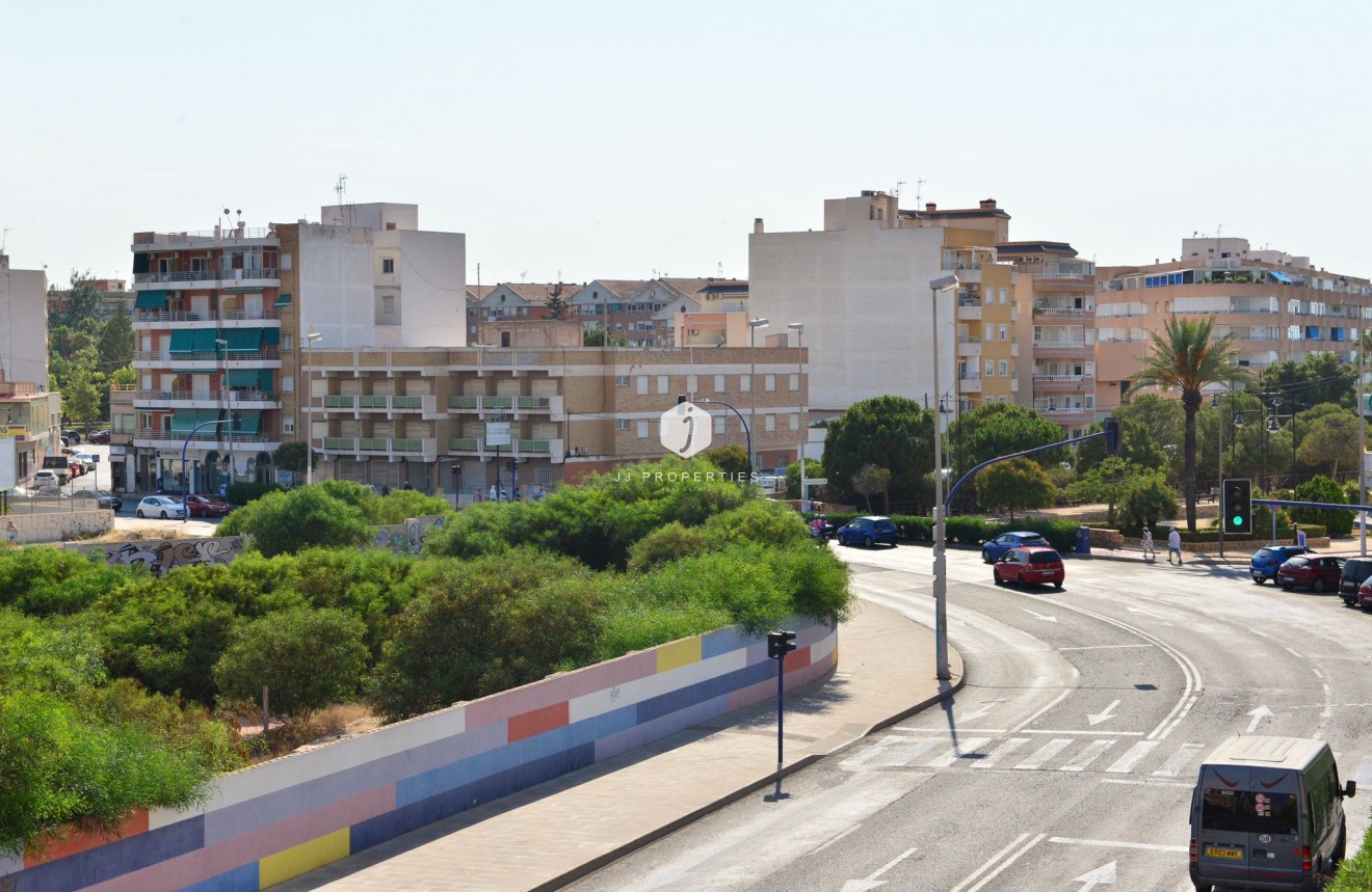Tweedehands - Appartement / flat -
Torrevieja - Costa Blanca