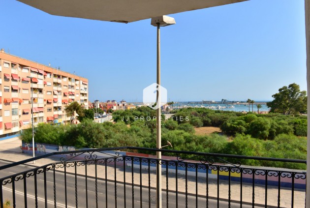 Tweedehands - Appartement / flat -
Torrevieja - Costa Blanca
