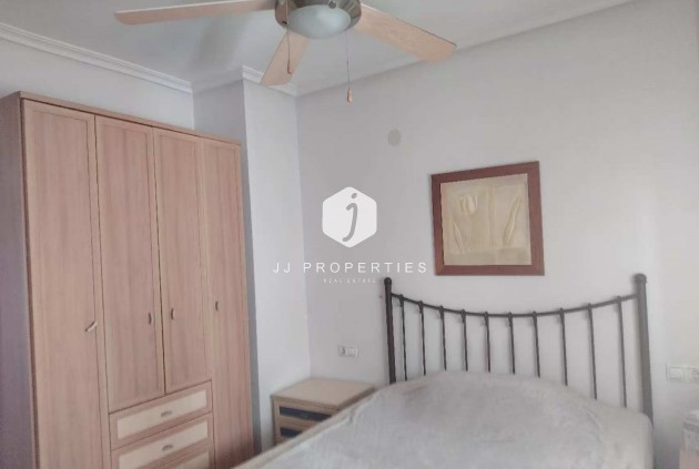 Tweedehands - Appartement / flat -
Torrevieja - Costa Blanca
