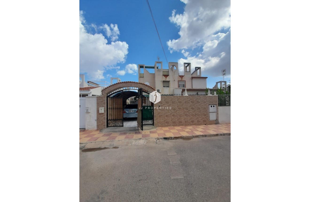 Segunda mano - Chalet -
Torrevieja - Costa Blanca