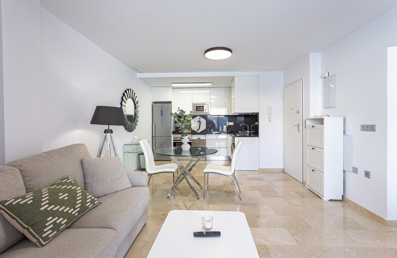 Z drugiej ręki - Mieszkanie w bloku -
Orihuela Costa - Costa Blanca