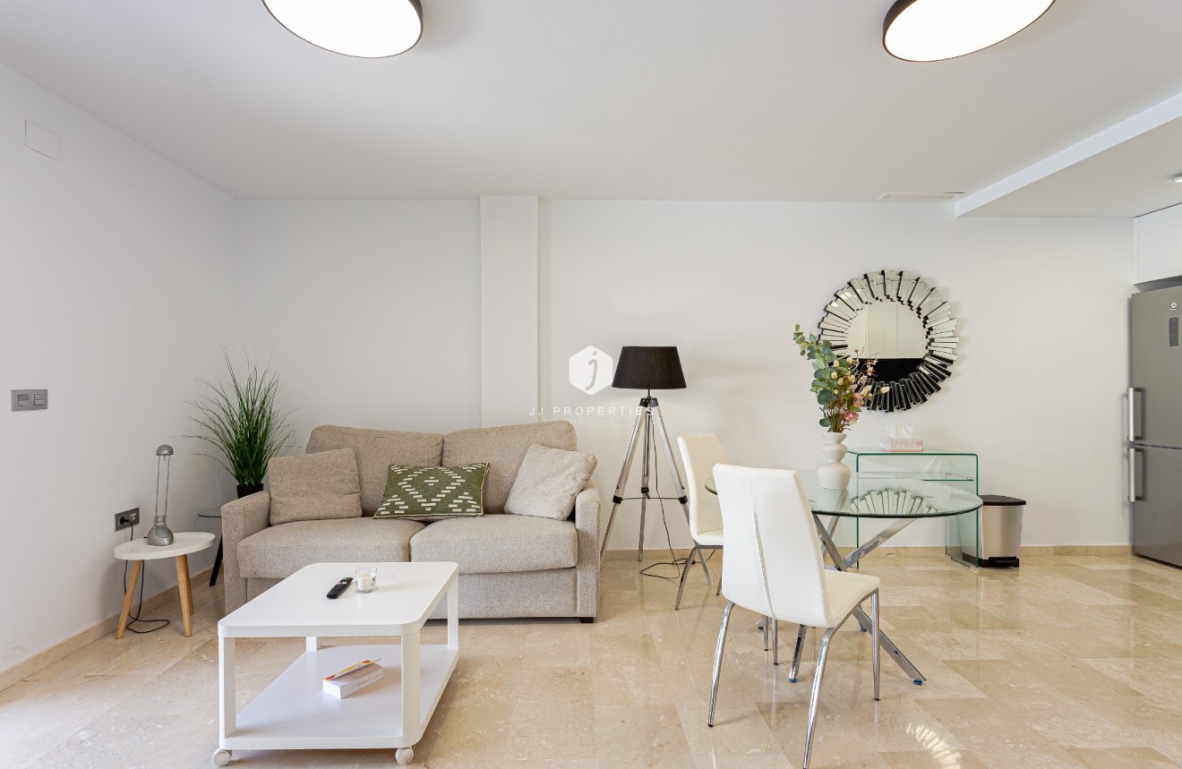 Z drugiej ręki - Mieszkanie w bloku -
Orihuela Costa - Costa Blanca