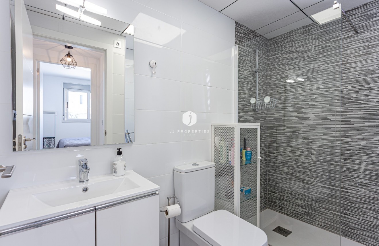 Z drugiej ręki - Mieszkanie w bloku -
Orihuela Costa - Costa Blanca