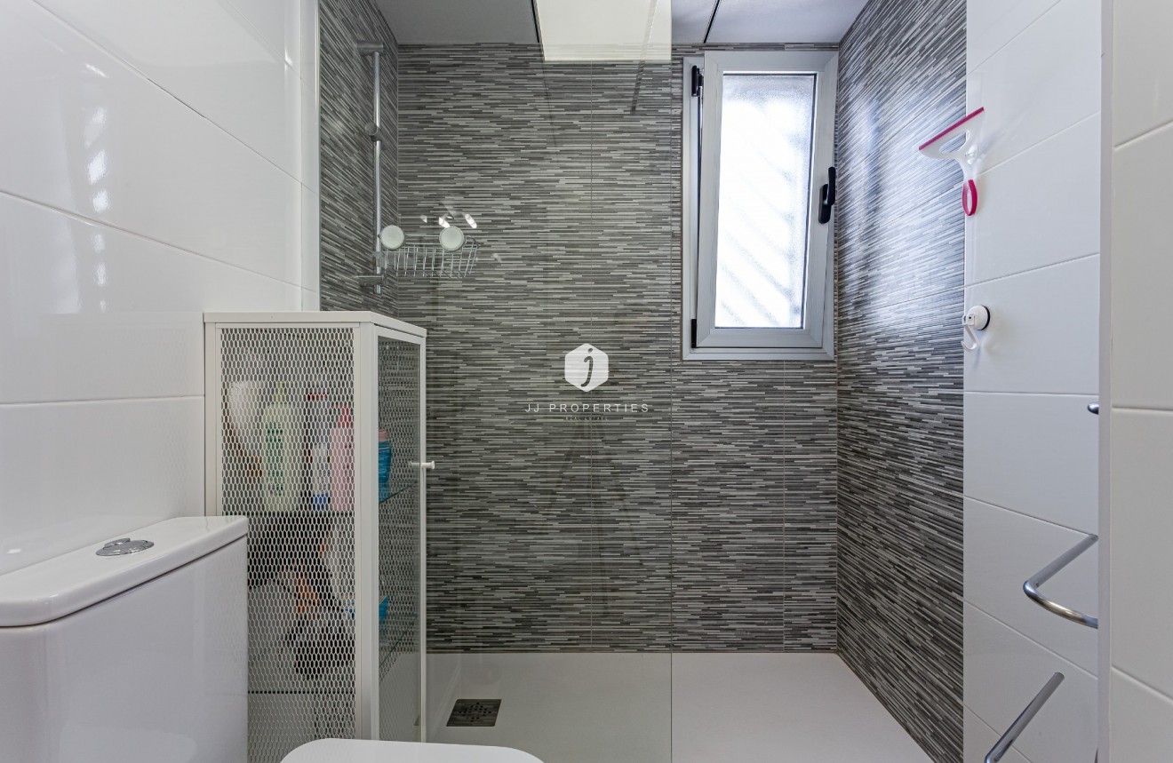 Z drugiej ręki - Mieszkanie w bloku -
Orihuela Costa - Costa Blanca