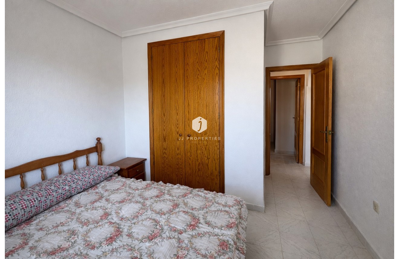 Resale - Apartment / flat -
Torrevieja - Costa Blanca