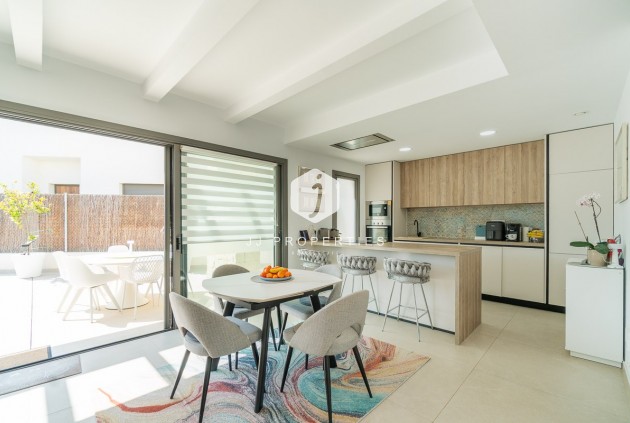 Z drugiej ręki - Villa -
Orihuela Costa - Costa Blanca