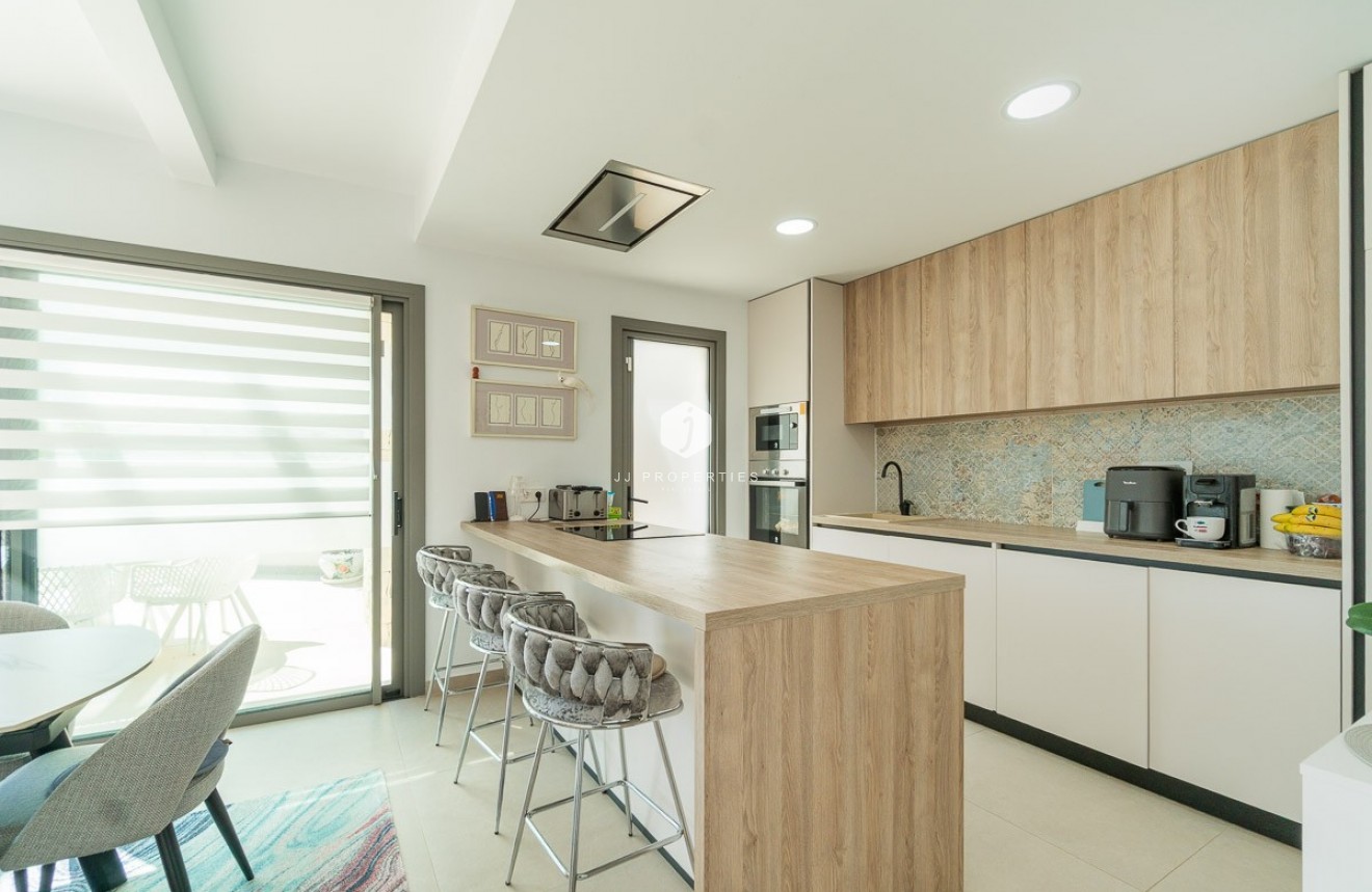 Z drugiej ręki - Villa -
Orihuela Costa - Costa Blanca