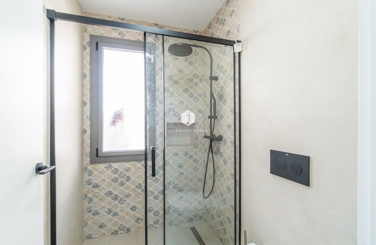 Z drugiej ręki - Villa -
Orihuela Costa - Costa Blanca