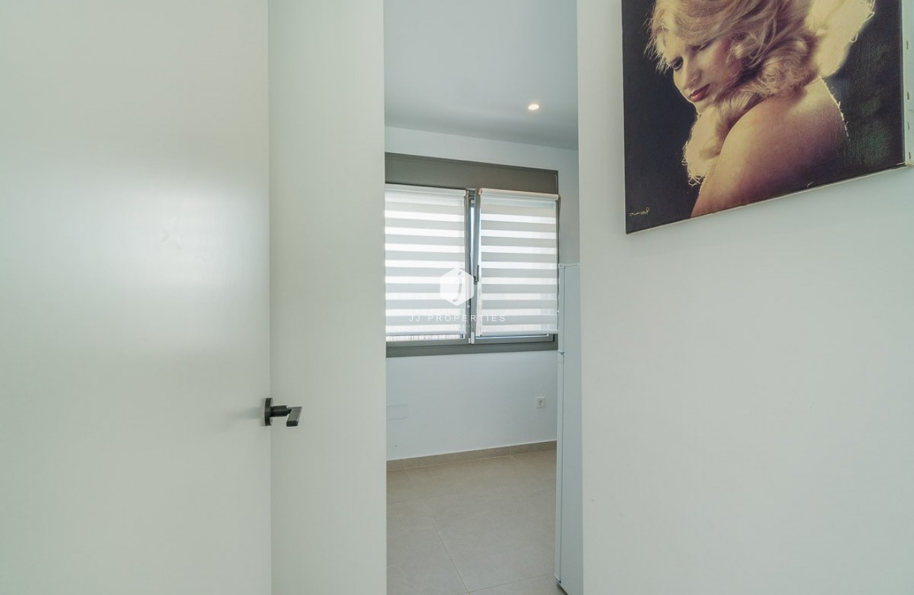 Z drugiej ręki - Villa -
Orihuela Costa - Costa Blanca