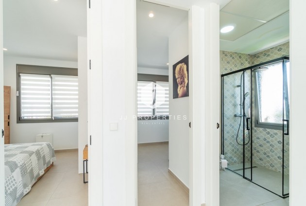 Z drugiej ręki - Villa -
Orihuela Costa - Costa Blanca