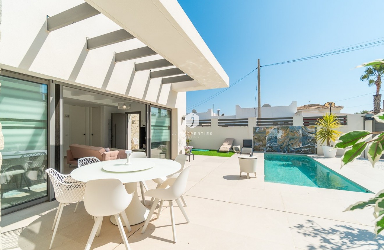 Z drugiej ręki - Villa -
Orihuela Costa - Costa Blanca