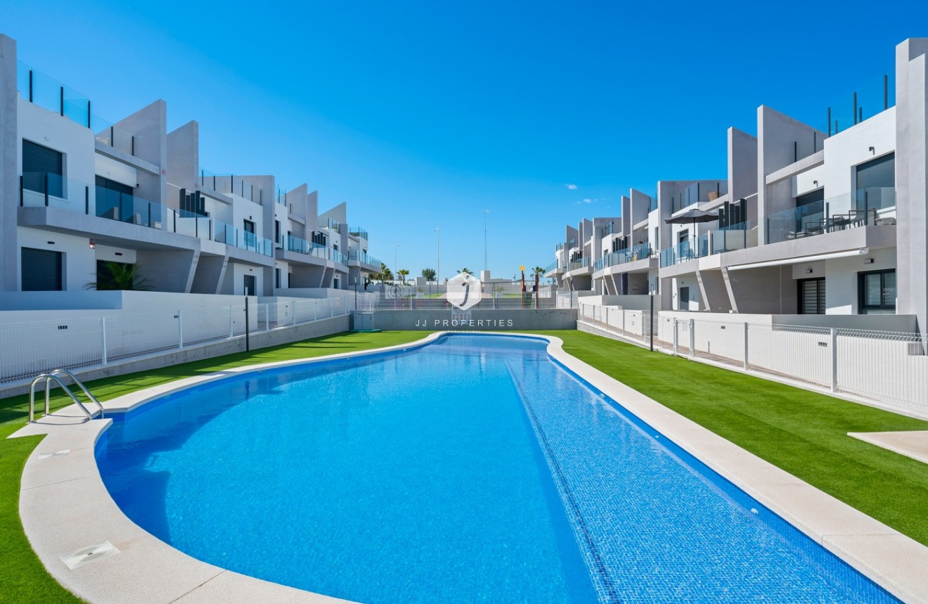 Resale - Apartment / flat -
San Miguel de Salinas - Inland