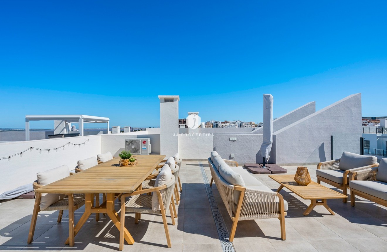 Resale - Apartment / flat -
San Miguel de Salinas - Inland