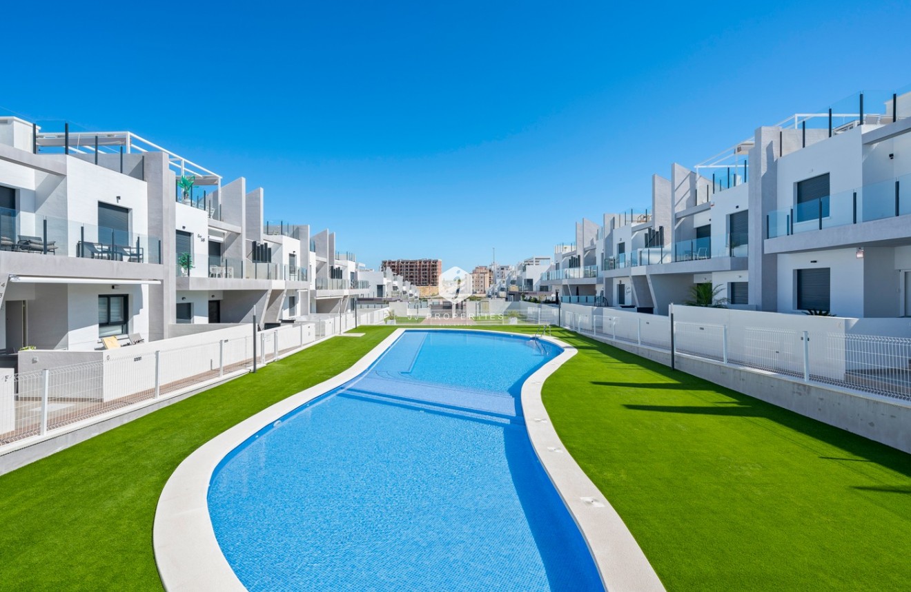 Resale - Apartment / flat -
San Miguel de Salinas - Inland